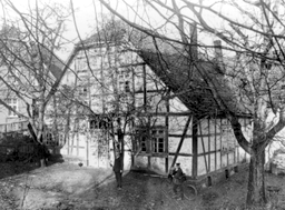Valdorfs alte Schule (erbaut 1816 und 1851) 1926 Fotograf Rybach, Bad Oeynhausen